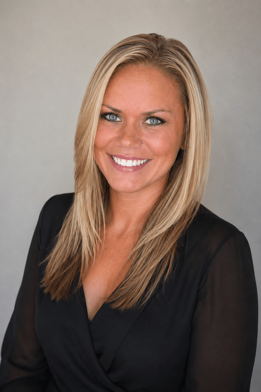 Mandi Caba, Owner and Licensed Agent